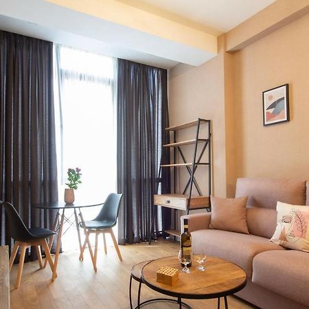 Apartment Krtsanisi 21 Тбілісі Екстер'єр фото